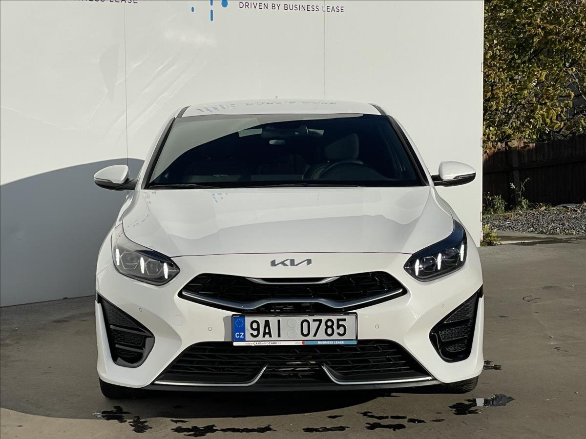 KIA ProCeed