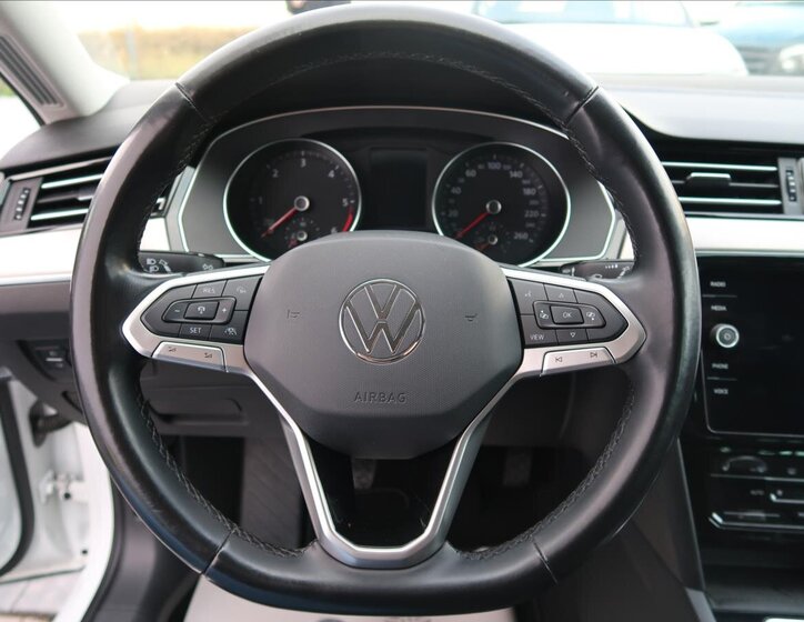 Volkswagen Passat 17