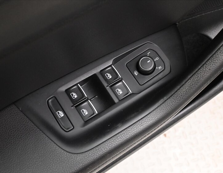 Volkswagen Passat Kombi 2,0 l 140 kw