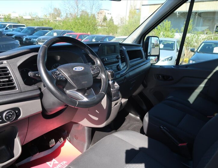 Ford Transit Sklápěč 2,0 l 125 kw