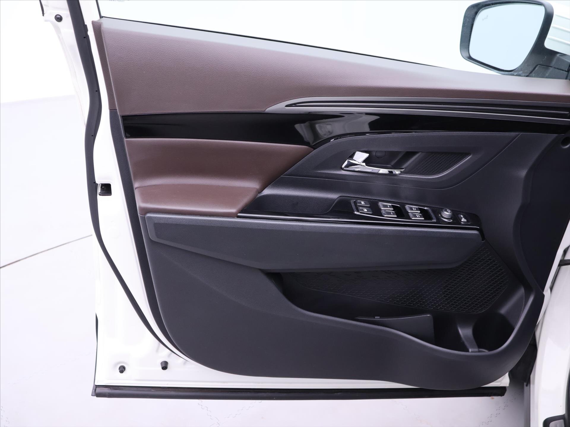 SsangYong Korando SUV / Terénní 1,5 l 120 kw