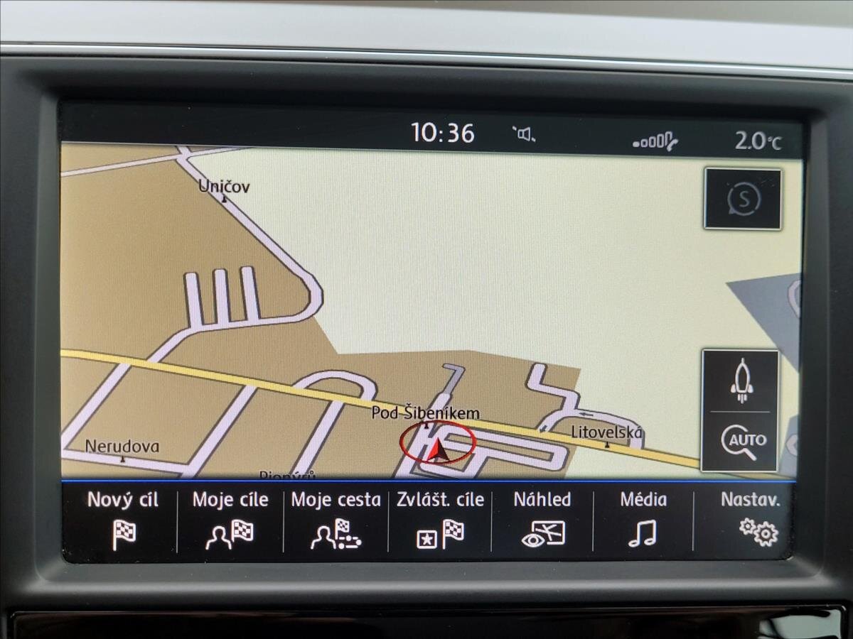 Volkswagen Passat Kombi 1,6 l 88 kw