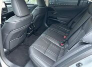Lexus ES 300h Sedan 2,5 l 160 kw