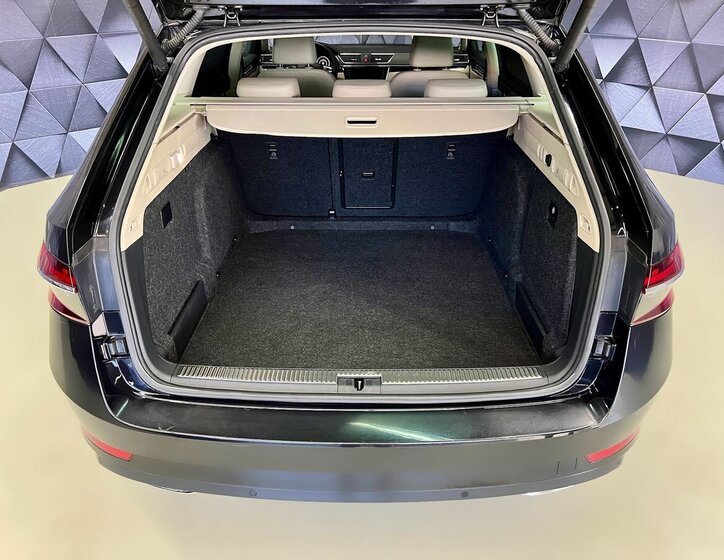 Škoda Superb Kombi 2,0 l 140 kw