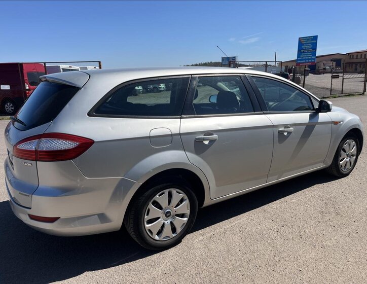 Ford Mondeo Kombi 2,0 l 103 kw