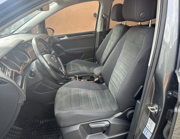 Volkswagen Touran 16