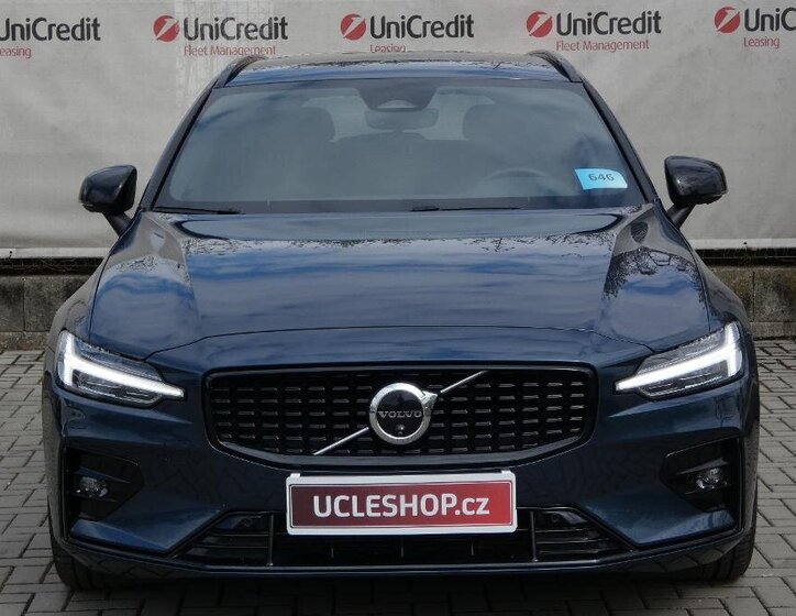 Volvo V60 Kombi 2,0 l 145 kw