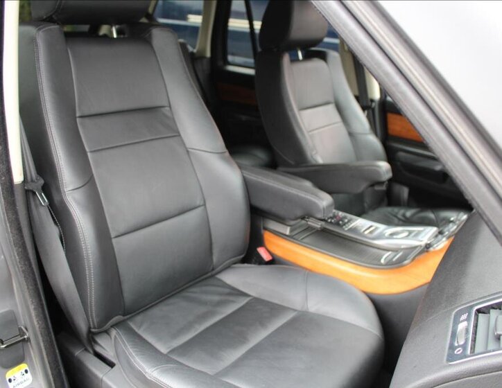 Land Rover Range Rover Sport SUV / Terénní 3,0 l 188 kw