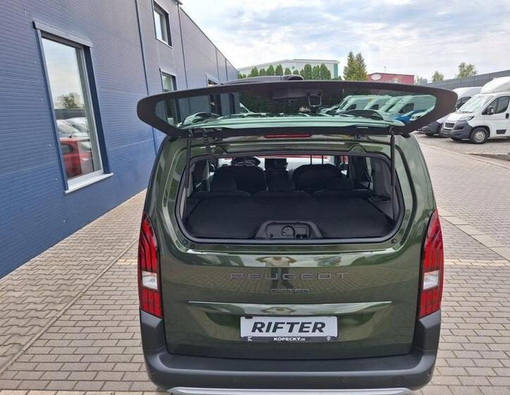 Peugeot Rifter 9