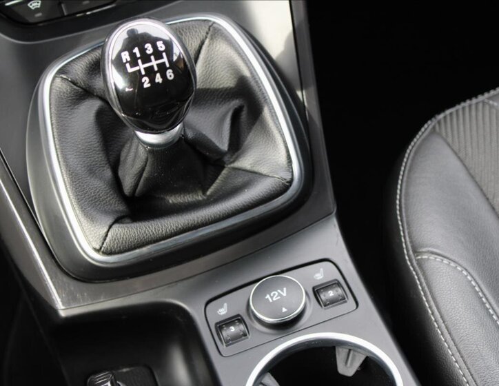 Ford Kuga SUV 1,5 l 110 kw