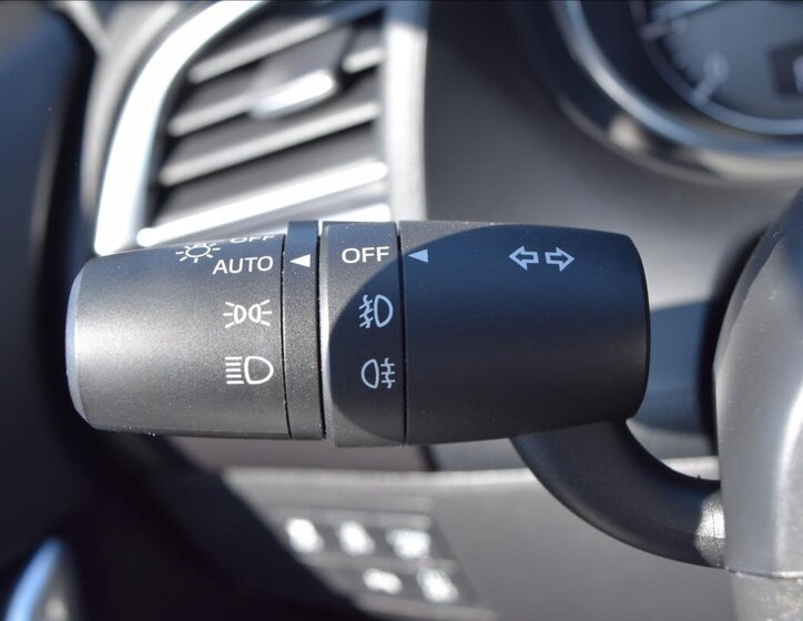 Mazda 6 Sedan / Limuzína 2,5 l 141 kw