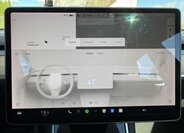 Tesla Model 3 Sedan / Limuzína 0,0 239 kw