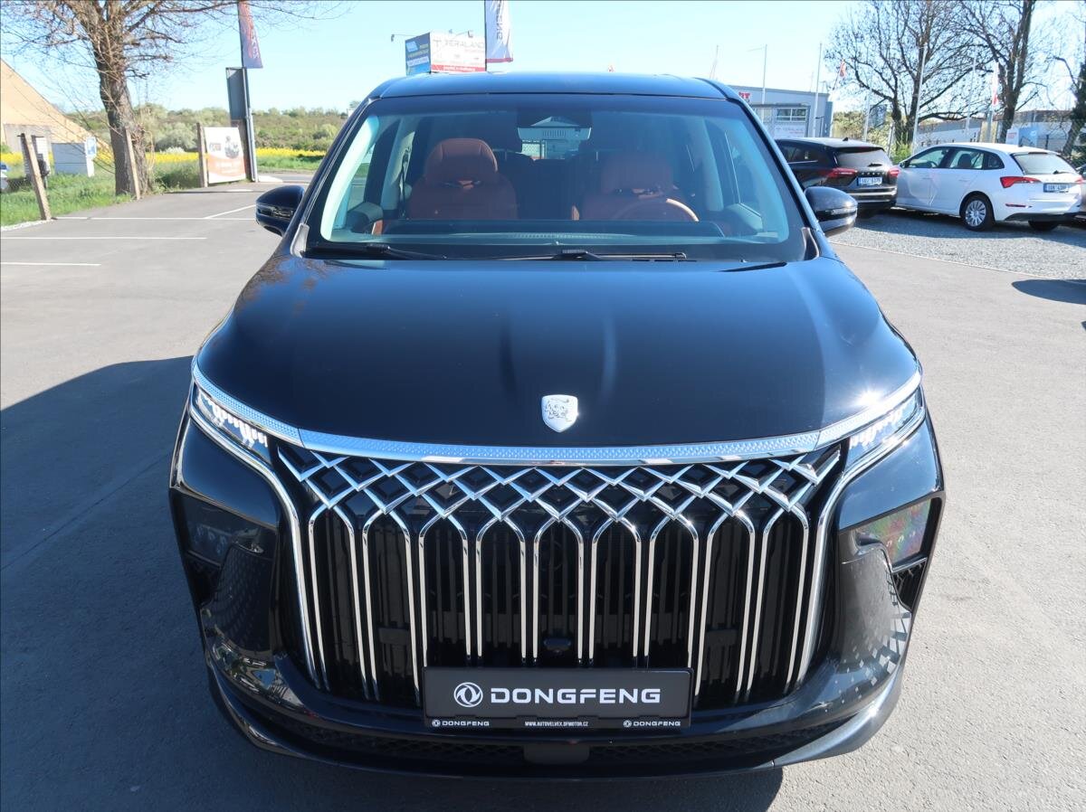 Dongfeng U-Tour MPV 1,5 l 255 kw