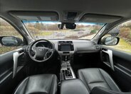 Toyota Land Cruiser 11