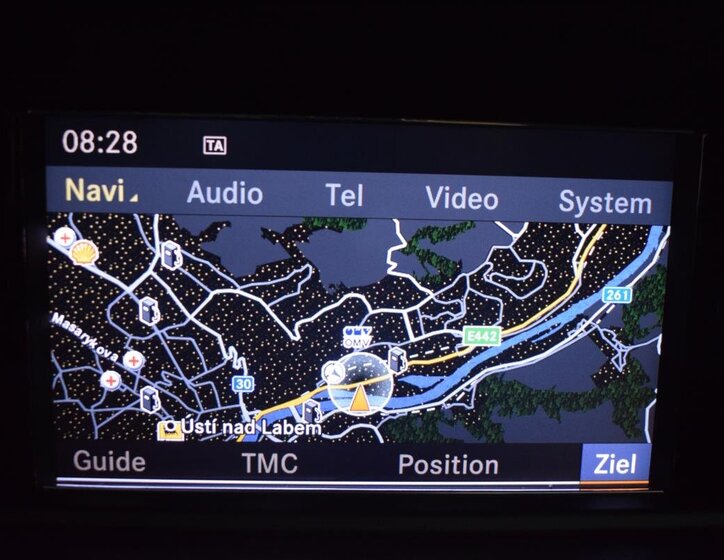 Mercedes-Benz Třídy E Sedan / Limuzína 3,0 l 170 kw