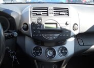 Toyota RAV4 Kombi 2,0 l 112 kw