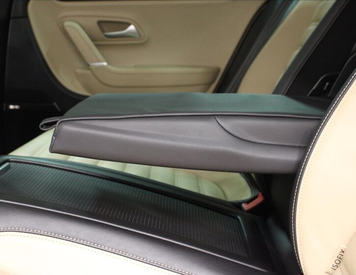 Volkswagen CC Sedan 3,6 l 220 kw