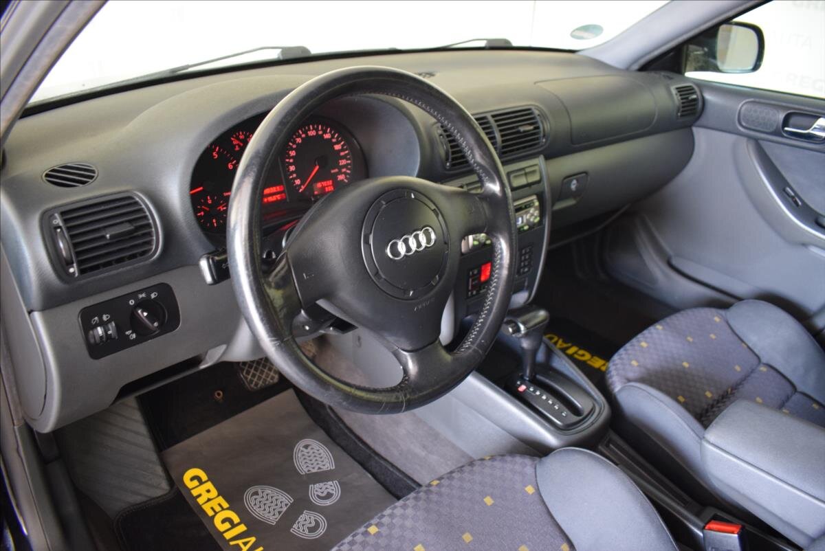 Audi A3 Hatchback 1,6 l 74 kw