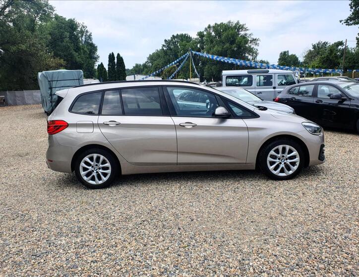 BMW Řada 2 4