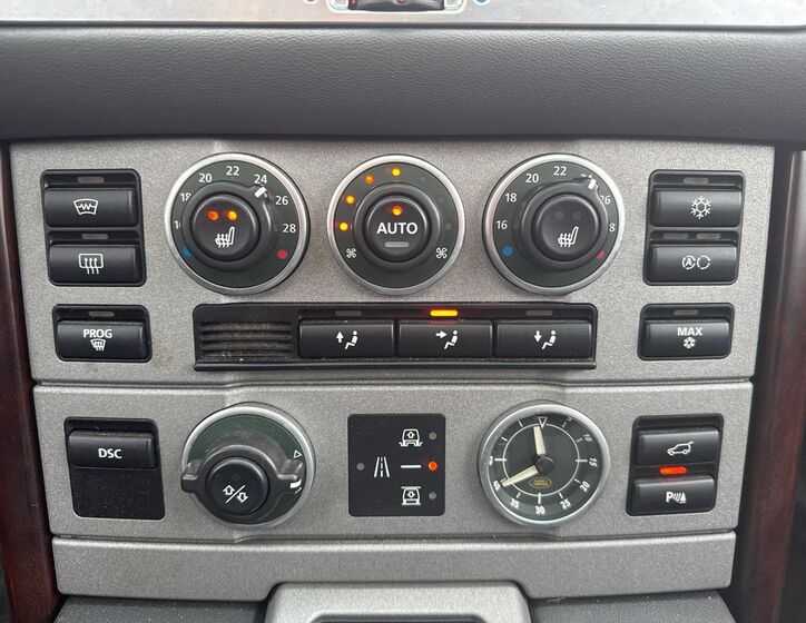 Land Rover Range Rover 16