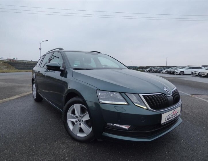 Škoda Octavia Kombi 2,0 l 110 kw