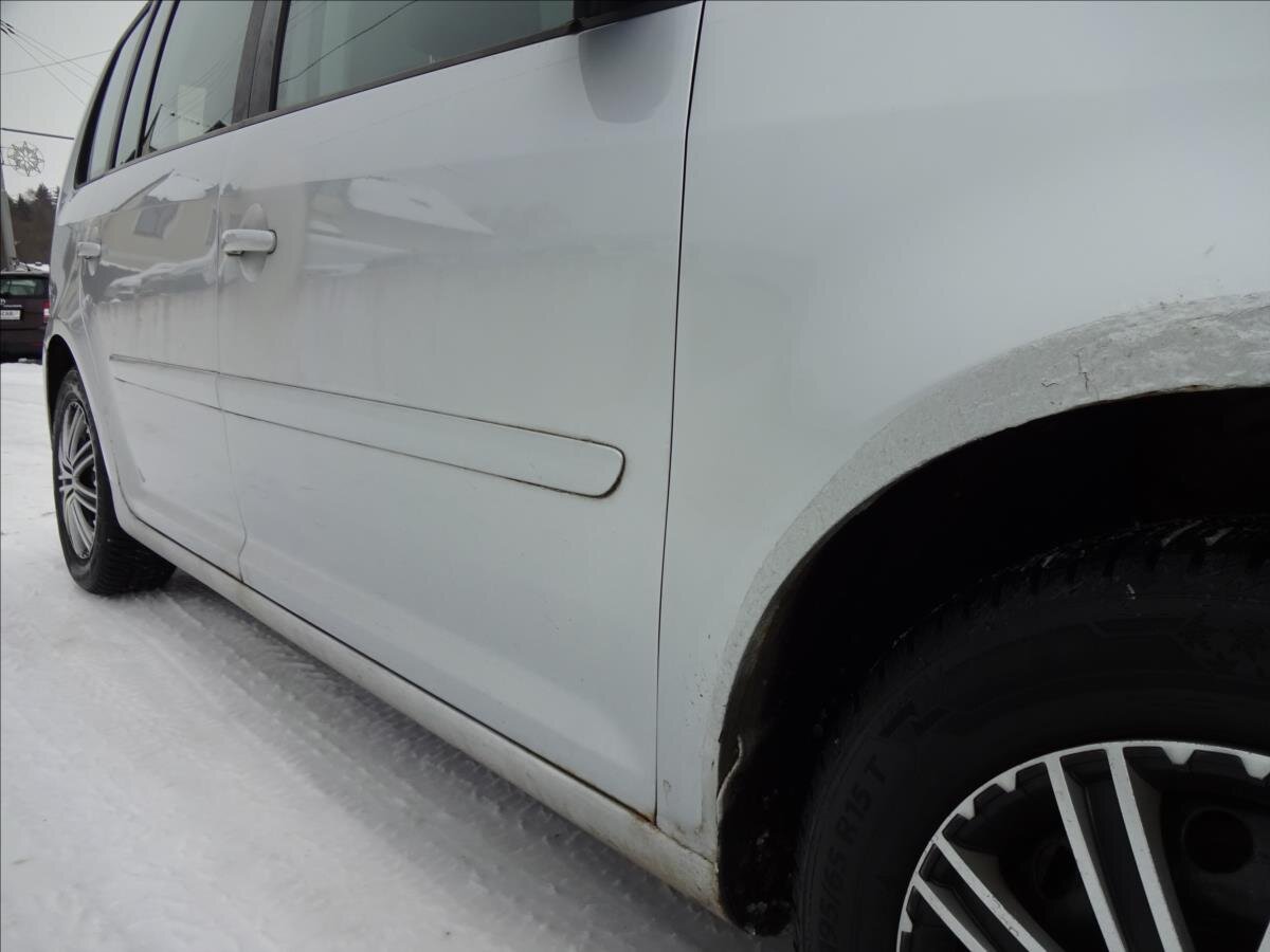 Volkswagen Touran Kombi 1,9 l 77 kw