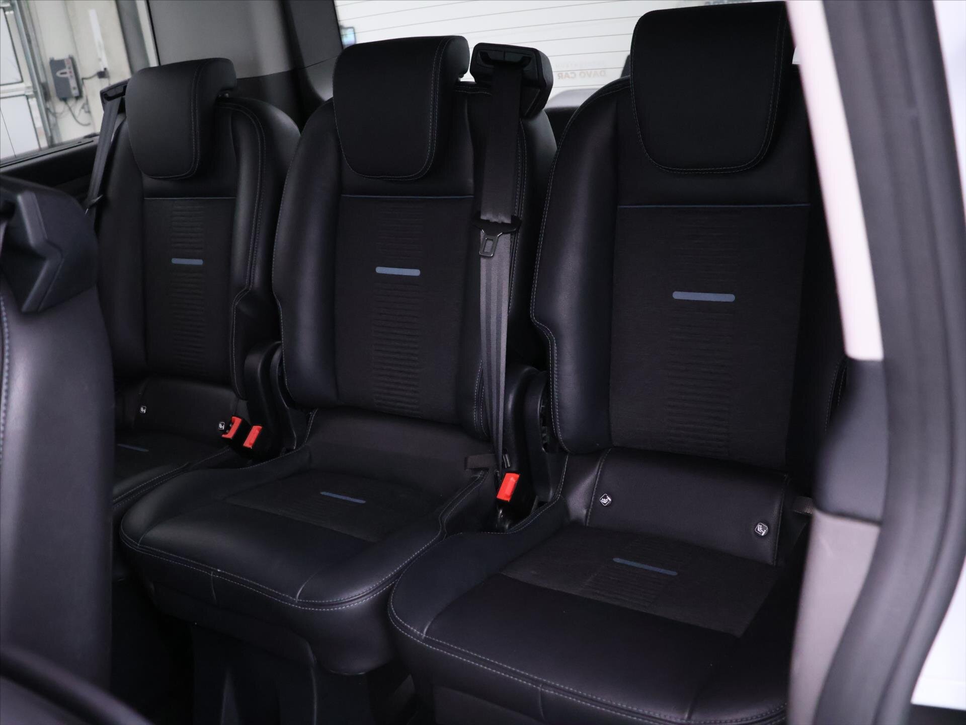 Ford Tourneo Custom Kombi 2,0 l 136 kw