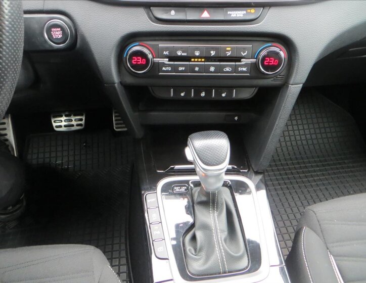 KIA Ceed 14