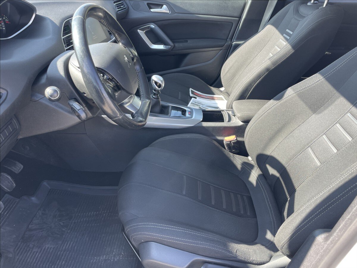 Peugeot 308 Kombi 1,6 l 88 kw