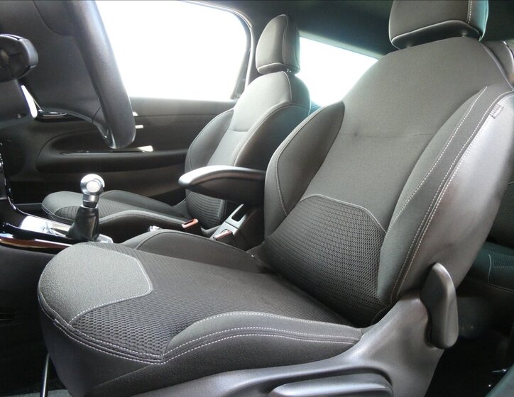 Citroën DS3 Hatchback 1,6 l 88 kw