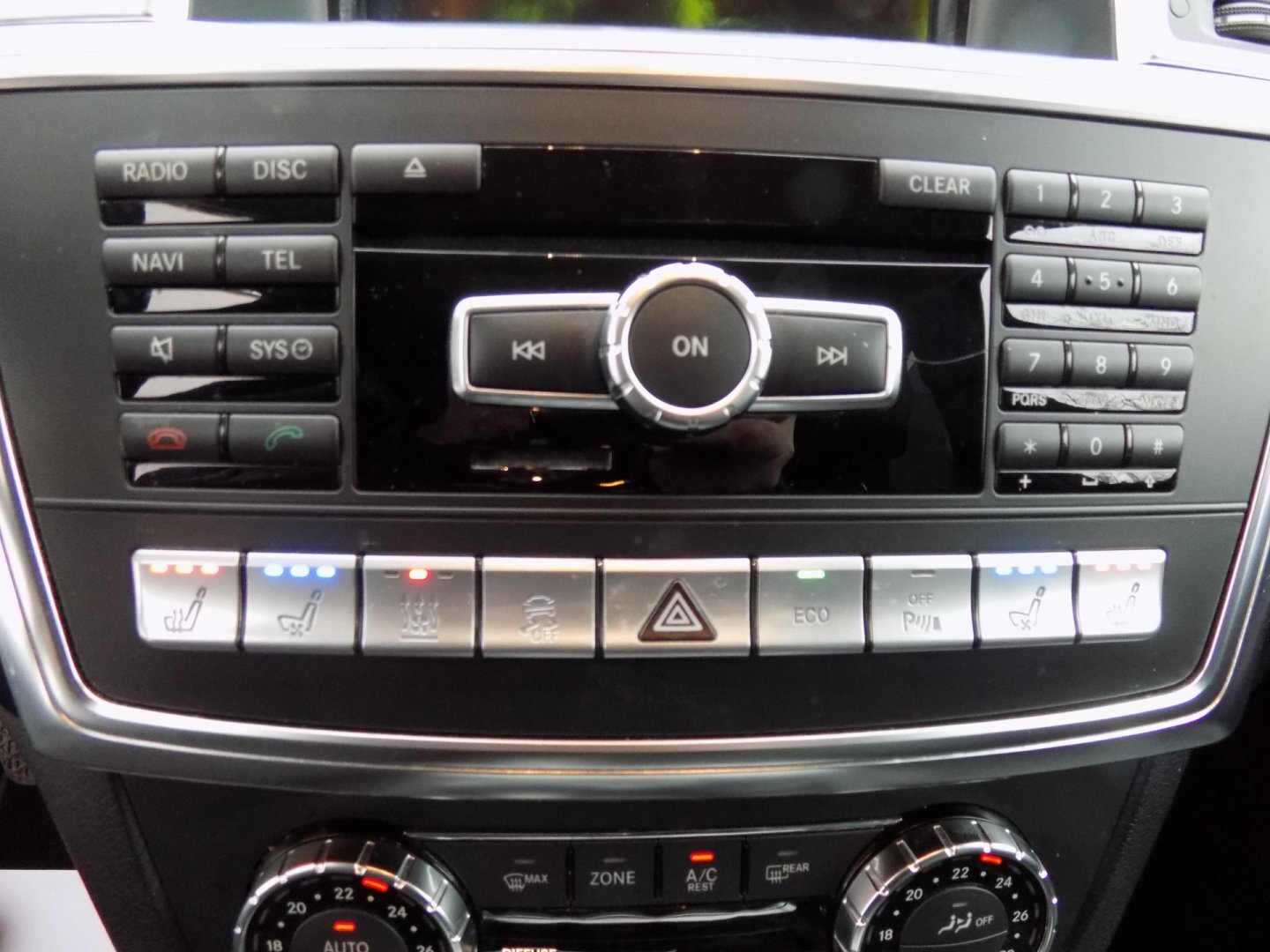 Mercedes-Benz GL SUV 4,7 l 320 kw