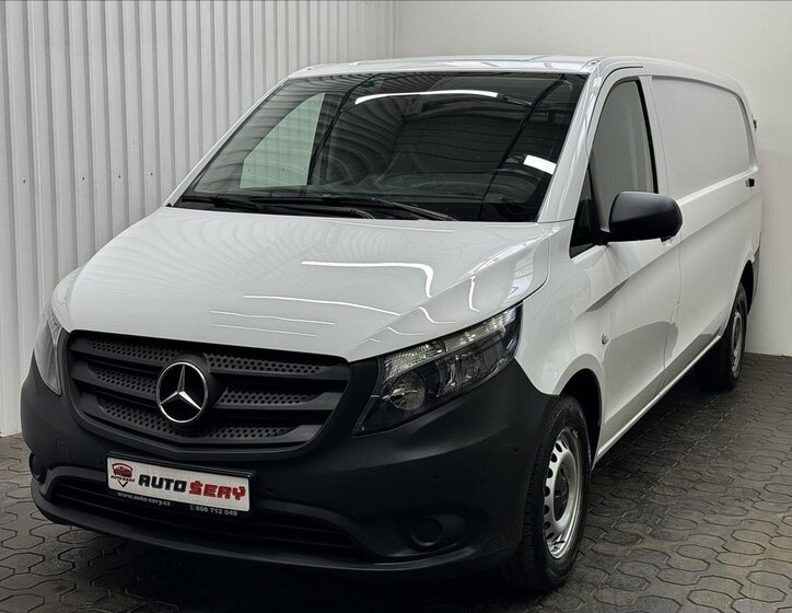 Mercedes-Benz Vito 1