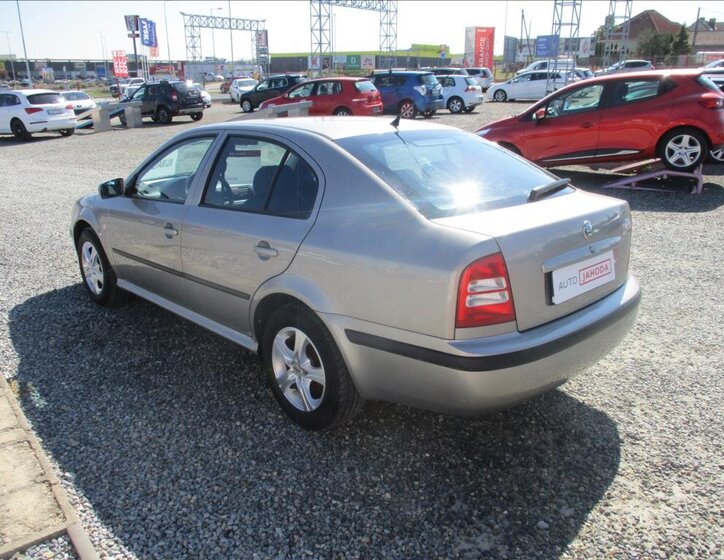 Škoda Octavia Liftback 1,6 l 75 kw