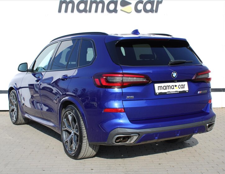BMW X5 SUV / Terénní 4,4 l 390 kw