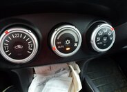 Mitsubishi Outlander SUV / Terénní 2,0 l 103 kw