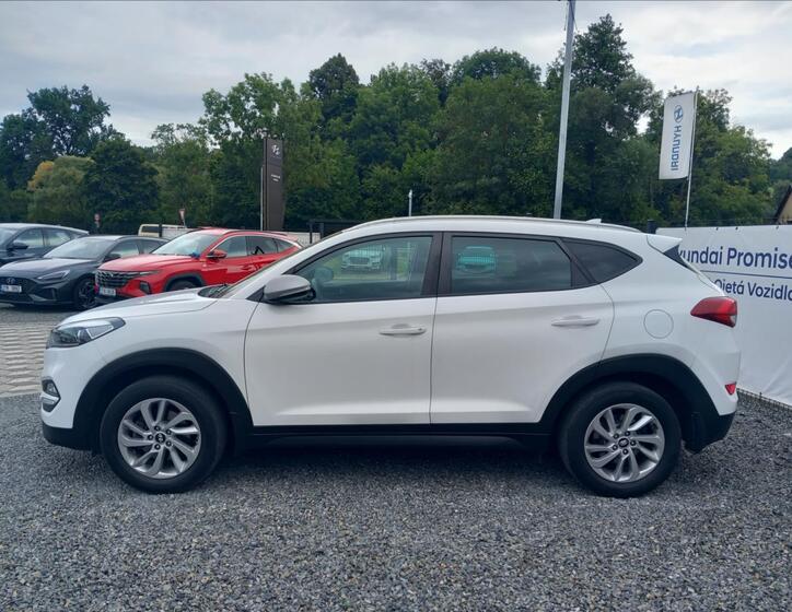 Hyundai Tucson 4