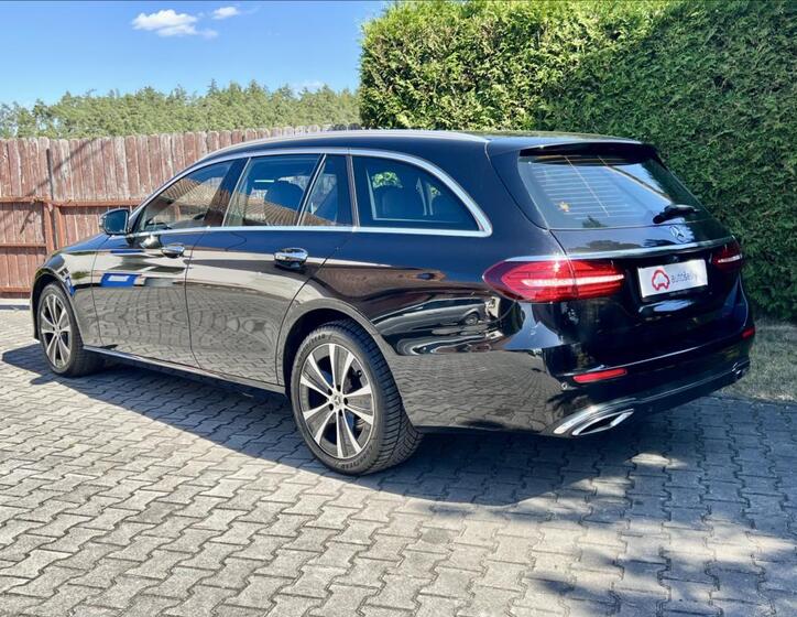 Mercedes-Benz Třídy E 4