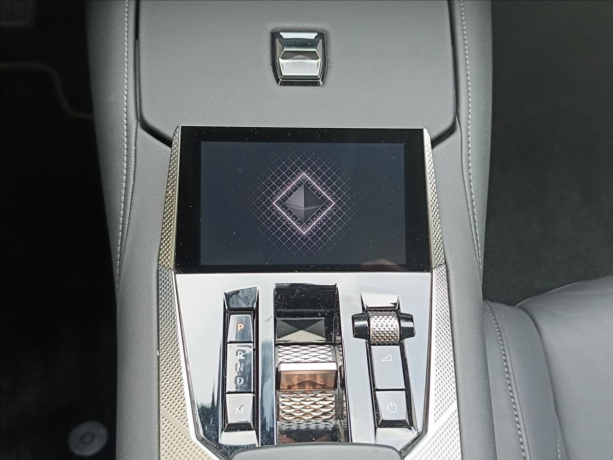 DS Automobiles DS4 Hatchback 1,6 l 133 kw