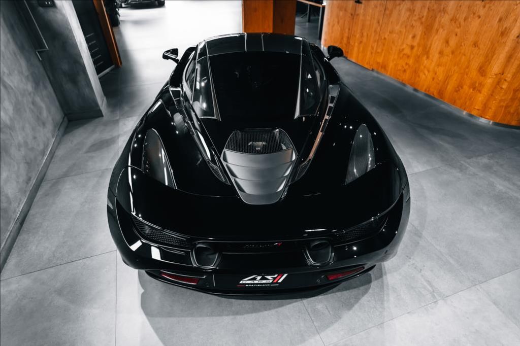 McLaren 720S