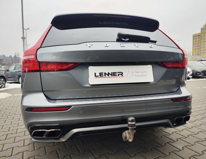 Volvo V60 Kombi 2,0 l 240 kw