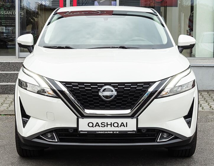 Nissan Qashqai SUV / Terénní 1,3 l 116 kw