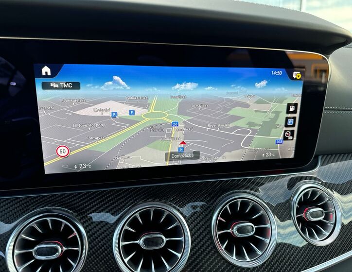 Mercedes-Benz AMG GT 18