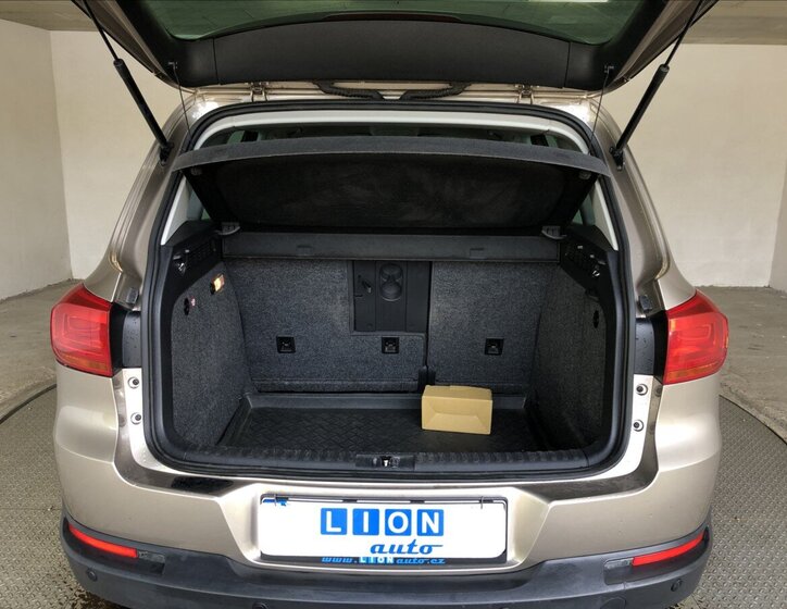 Volkswagen Tiguan SUV 2,0 l 103 kw