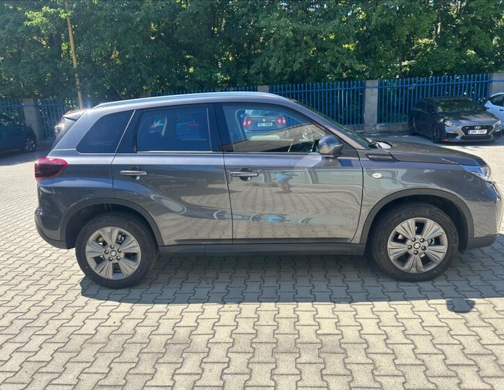 Suzuki Vitara SUV 1,4 l 95 kw