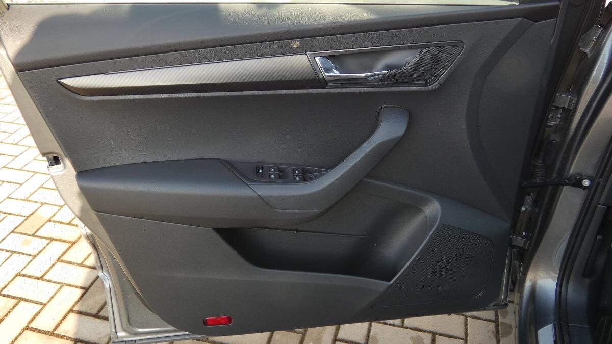 Škoda Karoq SUV / Terénní 2,0 l 110 kw