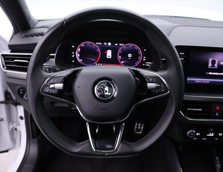 Škoda Kamiq SUV 999,0 81 kw