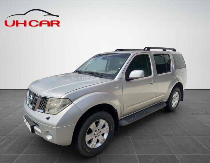 Nissan Pathfinder 1