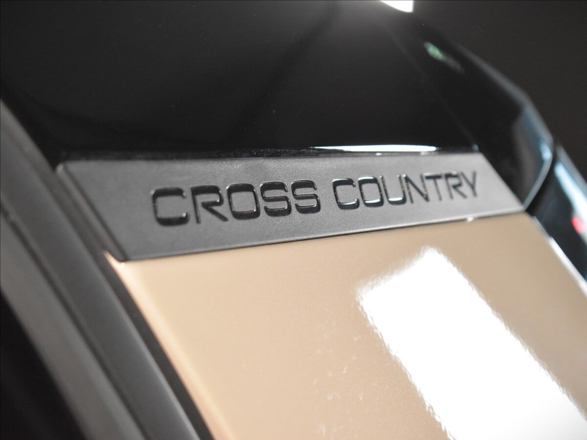 Volvo EX30 SUV / Terénní 0,0 315 kw