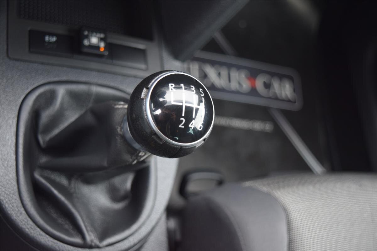 Volkswagen Touran Kombi 1,4 l 103 kw