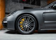 Porsche Panamera 2